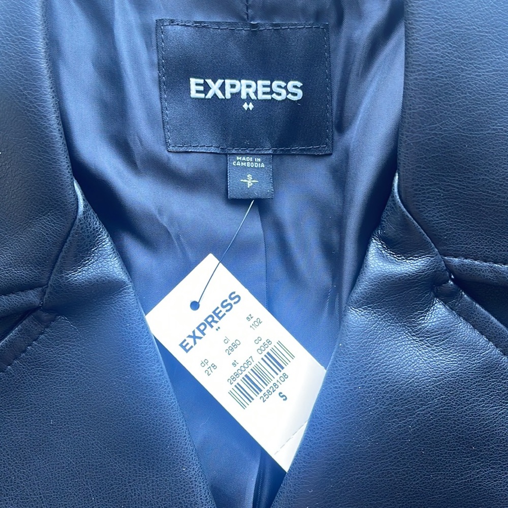 ✨NWT✨ Express Black Leather Jacket - Picture 4 of 8